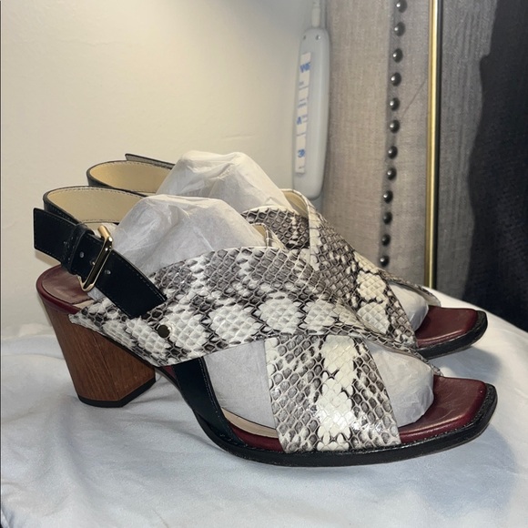 Jimmy Choo Shoes - Jimmy Choo Snakeskin Patterned Women's Sandals size 38 like new